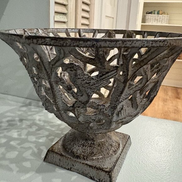 Cast Iron Grey Bird Branch Pedestal Planter Decorative Freestanding Basket - Picture 4 of 6